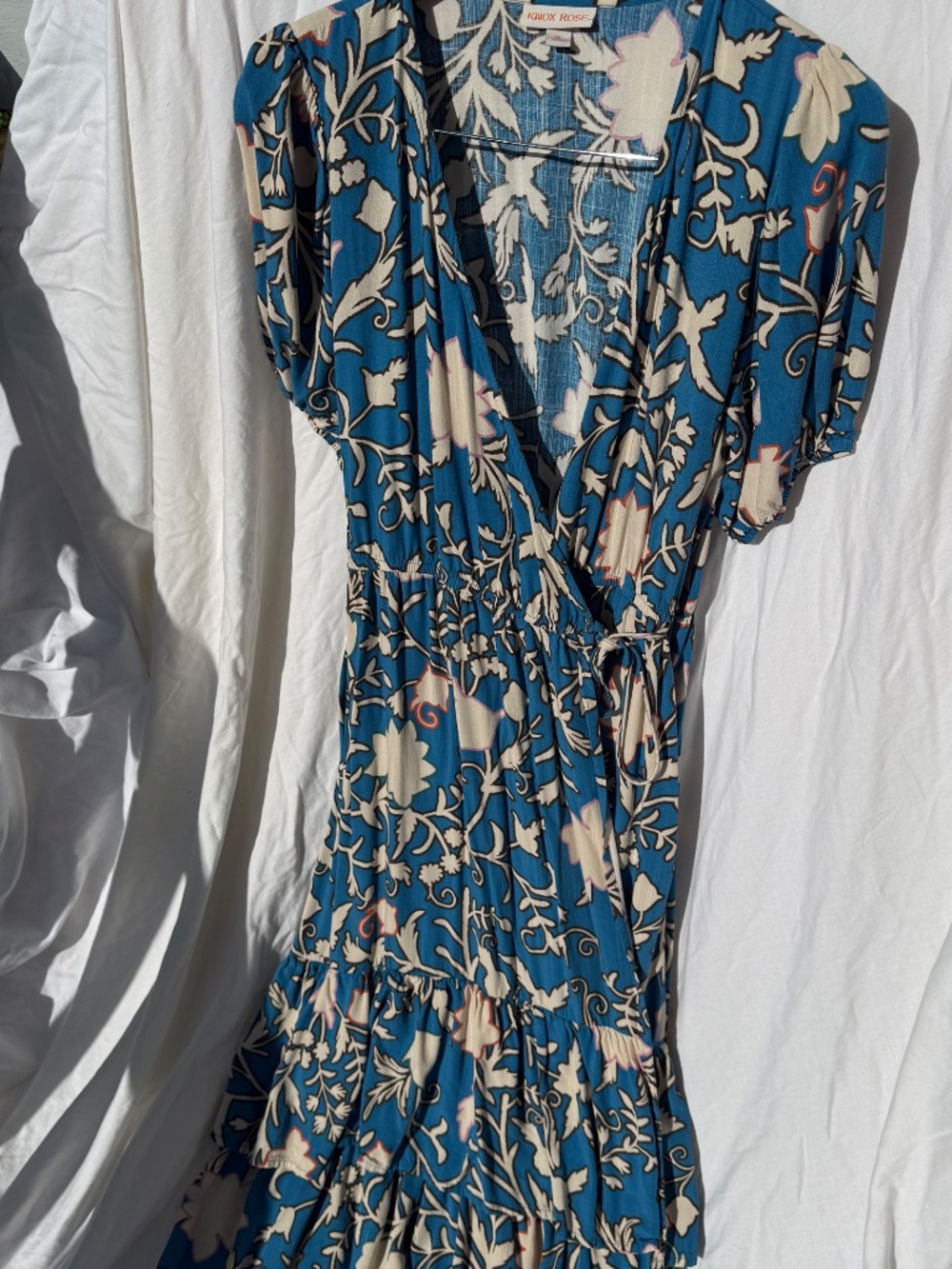 Knox Rose Floral Wrap Dress Blue | Women’s Medium | Ruffle Hem Tie Waist